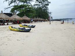 Madu Tiga Beach & Resort