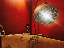 LUXa Charmhouse Hotel