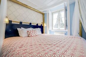 LUXa Charmhouse Hotel