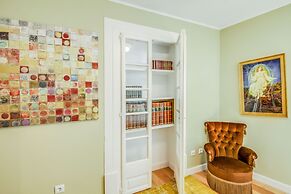 LUXa Charmhouse Hotel