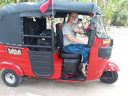 Midigama Holiday Inn