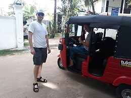 Midigama Holiday Inn