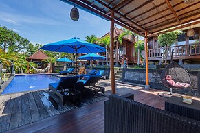 Tatak Bunut Villa Ceningan