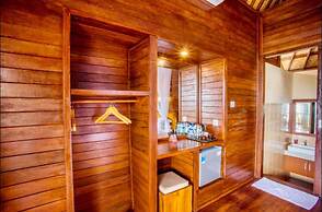 Tatak Bunut Villa Ceningan