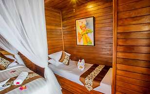 Tatak Bunut Villa Ceningan