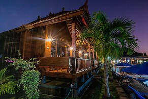 Tatak Bunut Villa Ceningan