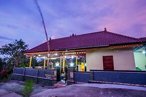 Tatak Bunut Villa Ceningan