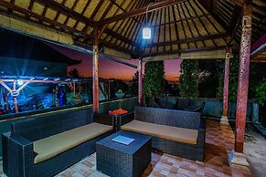 Tatak Bunut Villa Ceningan