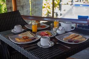 Tatak Bunut Villa Ceningan