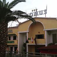 Hotel Residence Domus