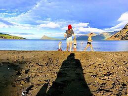 Urðartindur Guesthouse