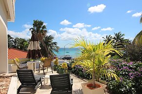 Beach White Villa Aruba