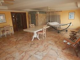 Beach White Villa Aruba