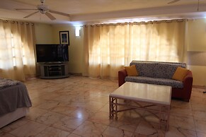 Beach White Villa Aruba