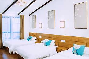 Listening To The Rain Hall Inn