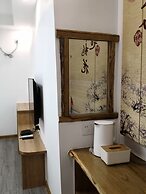 Listening To The Rain Hall Inn