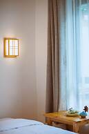 Listening To The Rain Hall Inn