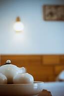 Listening To The Rain Hall Inn