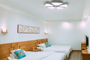 Listening To The Rain Hall Inn