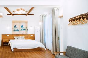 Listening To The Rain Hall Inn