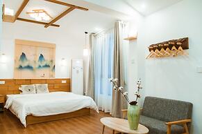 Listening To The Rain Hall Inn