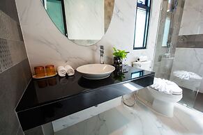 Goodnight Phuket Villa