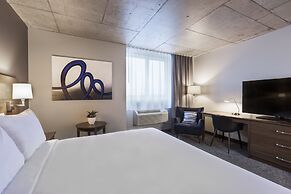 Imperia Hotel & Suites Boucherville