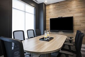 Imperia Hotel & Suites Boucherville