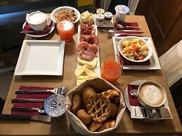 Luxury Venetian Rooms