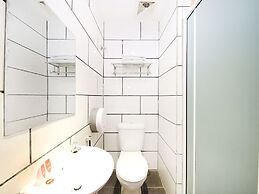 OYO 479 The Green Hotel