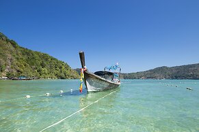 Phi Phi CoCo Beach Resort