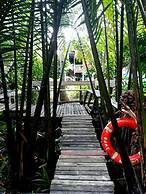 Baan Klangsuan Bang Korbua