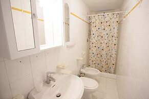 Appartamenti Arco Bianco