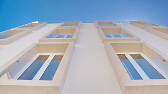 Top City Hostel & Suites