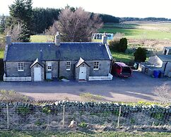 Mauldslie Hill Cottage