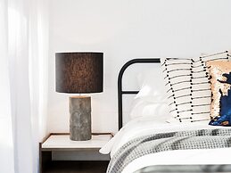 Sandy Point Road, 51