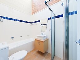 Sandy Point Road, 51