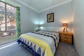 Castaways Unit 1, 17 Shoal Bay Road