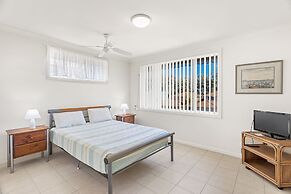 Danalene Parade, 1-25