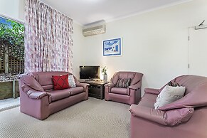 Zenith Studio Unit 3, 10 Messines Street