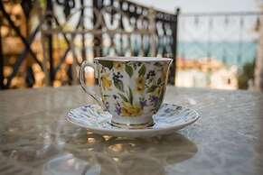 Exceptional Apartment with Sea View