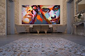 Exceptional Apartment with Sea View