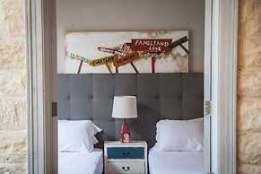 Exceptional Apartment with Sea View