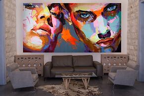 Exceptional Apartment with Sea View