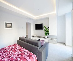 Riviera Luxury Suites B&B