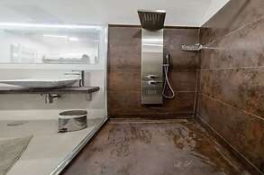 Riviera Luxury Suites B&B