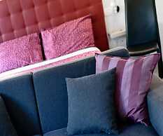 Riviera Luxury Suites B&B