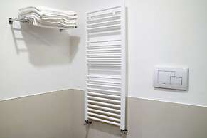 Riviera Luxury Suites B&B