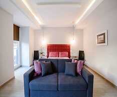 Riviera Luxury Suites B&B