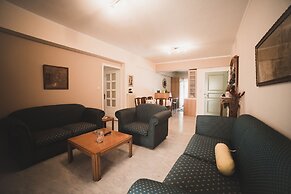 Apartment on Nikaias 5